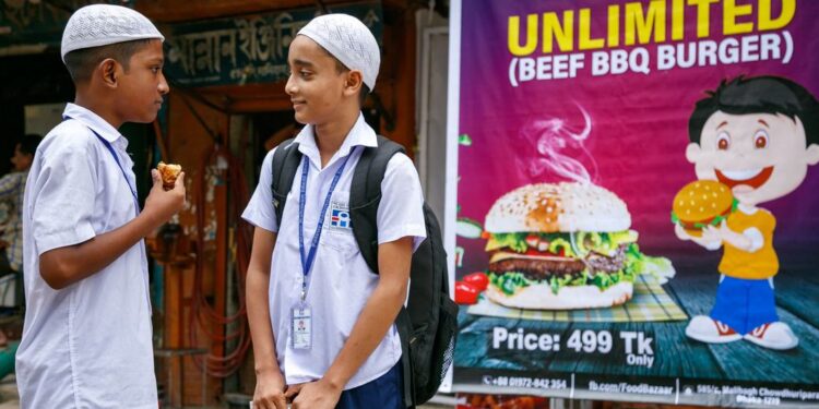 L’OMS recommande des politiques plus strictes pour protéger les enfants du marketing alimentaire