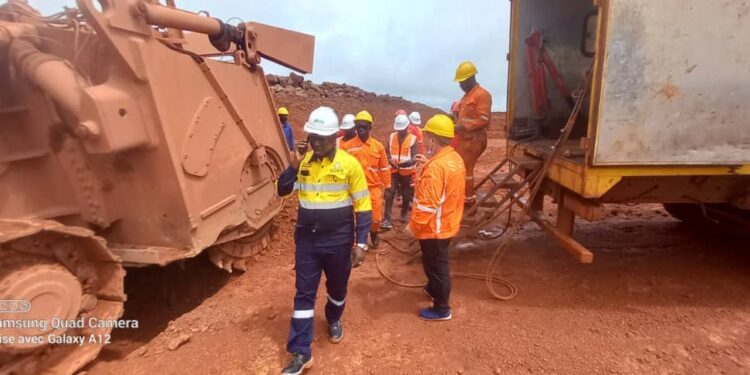 Boké-Mines: L’inspecteur régional des Mines entame une tournée de prise de contact dans les sociétés minières