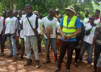 Boké-Assainissement mensuel de la ville: L »ONG CJEEPAK s’implique