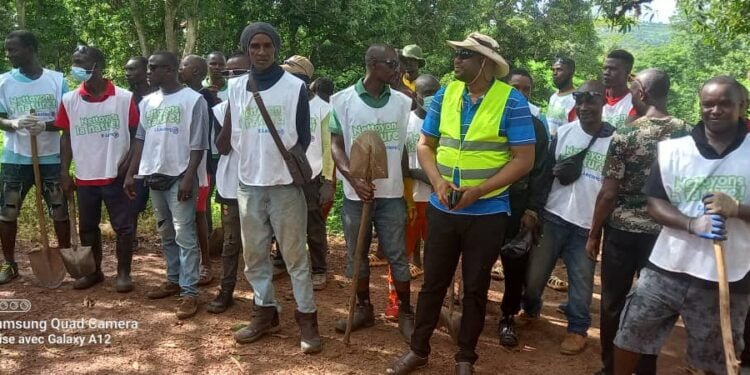 Boké-Assainissement mensuel de la ville: L »ONG CJEEPAK s’implique