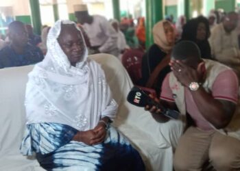 Arrivée de la Première dame de la République à Boké: Le socle de la paix, du développement c’est la prière (Mme Goumou)