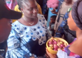 Boké-Religion: L’épouse du PM dans les locaux de l’église Protestante Evangélique de Baralandé