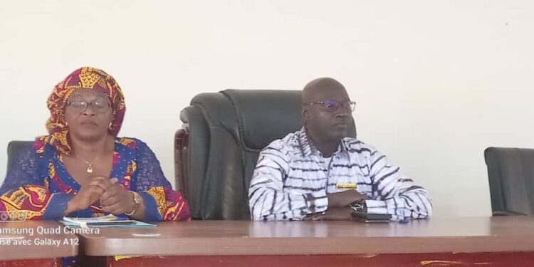 Boké-Administration: La nouvelle Directrice de Cabinet prend contact avec les cadres régionaux et promet d’atteindre les résultats escomptés