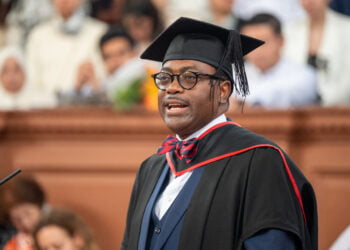  Le président de la Banque africaine de développement, Akinwumi Adesina, appelle les diplômés du MBA d’Oxford à être des acteurs du changement