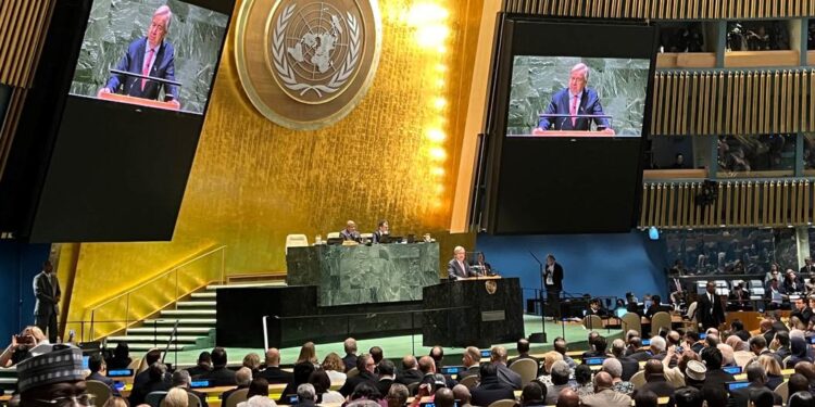 #AGNU78 : « Il est grand temps de renouveler les institutions multilatérales », déclare Guterres aux Etats membres