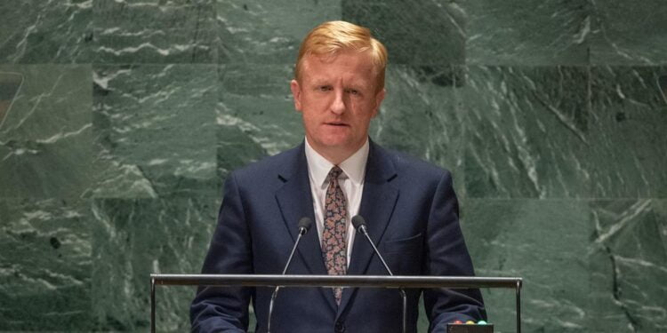 Le Royaume Uni appelle à se prémunir des implications négatives de l’intelligence artificielle