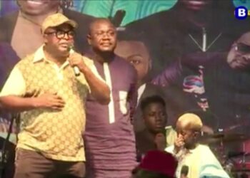 Humanitaire : Dr David Makongo, PDG Makongo Family Charity offre 100 millions GNF à la Fondation Grand P   