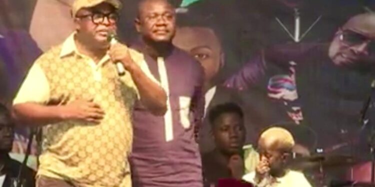 Humanitaire : Dr David Makongo, PDG Makongo Family Charity offre 100 millions GNF à la Fondation Grand P