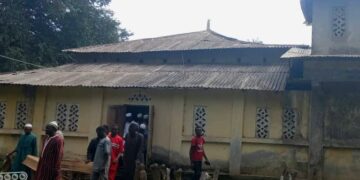 Boffa-Religion: La Mosquée de Taïgbé sur le point de céder (constat)