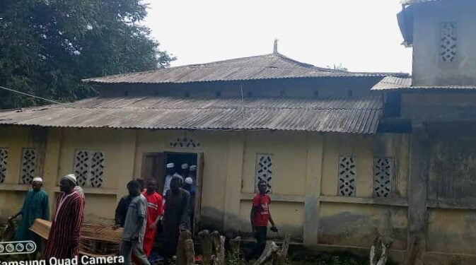 Boffa-Religion: La Mosquée de Taïgbé sur le point de céder (constat)