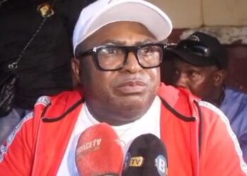 Dr David Makongo à la jeunesse de Kaloum : « On doit prendre au sérieux la paix que nous avons en Guinée. On ne doit s’amuser avec cet acquis dont le garant n’est rien d’autre que le colonel président Mamadi Doumbouya »