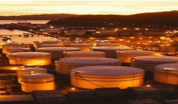 COMMUNIQUÉS DE PRESSE Le conflit au Moyen-Orient pourrait provoquer un double choc sur les marchés mondiaux des produits de base