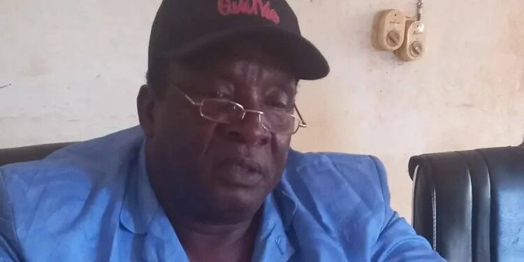 Boké : quand le préfet, colonel Sény Silvère Camara confond un communiqué du président de la République à un décret