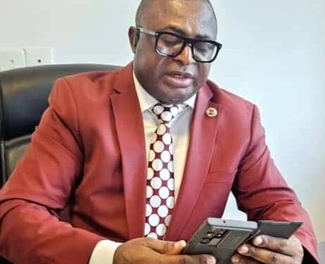 NOEL 2023 : DR DAVID MAKONGO VOUS SOUHAITE TOUT LE BONHEUR AUX GUINÉENS