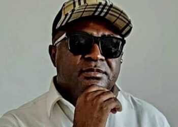 NOEL 2023 : DR DAVID MAKONGO VOUS SOUHAITE TOUT LE BONHEUR AUX GUINÉENS