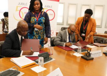 La Banque africaine de développement signe un accord de financement de 70 millions d’euros avec la Banque ouest-africaine de développement (BOAD) pour renforcer son appui au secteur privé de la zone UEMOA