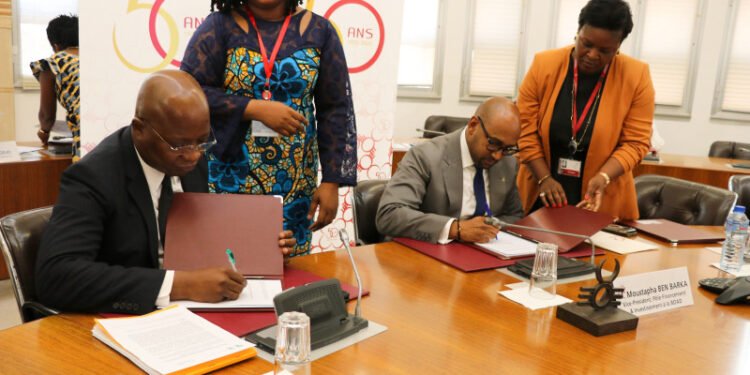 La Banque africaine de développement signe un accord de financement de 70 millions d’euros avec la Banque ouest-africaine de développement (BOAD) pour renforcer son appui au secteur privé de la zone UEMOA