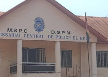 Insécurité à Boké : le commissaire central adjoint de la police de Boké, colonel Mamadou Saliou Camara part au combat contre le phénomène