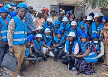 Boké/koundara : L’ONFPP lance un programme de perfectionnement pour 100 jeunes dans les domaines de la climatisation, du froid, et de la réparation des téléphones Smartphone