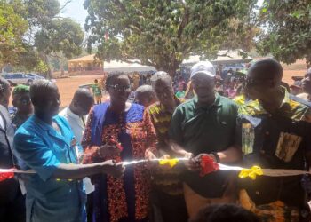 Boké-Education : L’Ecole primaire de Correrah rénovée et équipée par Société UMS