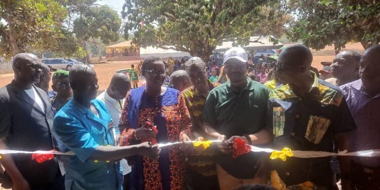 Boké-Education : L’Ecole primaire de Correrah rénovée et équipée par Société UMS