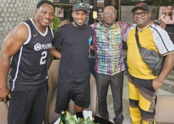 Le PDG MAFAC invite la star Nigériane de football à une cérémonie de reconnaissance en Guinée