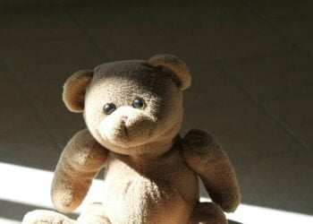 La France doit protéger les enfants contre l’inceste, exhortent des experts de l’ONU