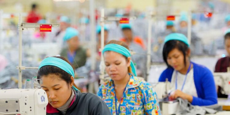 Plus d’une personne employée sur cinq victime de violence et de harcèlement, l’OIT propose des solutions