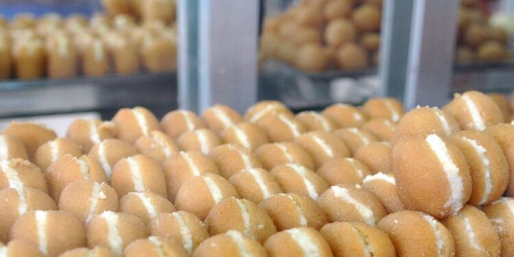 L’OMS salue les progrès pour éliminer les graisses dangereuses des rayons alimentaires