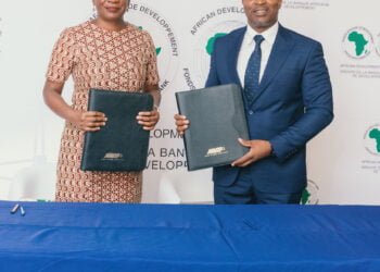 La Banque africaine de développement signe un accord pour une Facilité de garantie des transactions de 15 millions de dollars avec la NMB Bank Zimbabwe