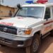 Humanitaire: L’opérateur économique et minier, Oumar Ben Doumbouya offre une ambulance flambant neuf aux populations impactées par le projet de CDM CHINE à Kawessi (Télimélé)