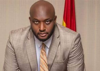 Société nationale des pétroles (SONAP): Mamadi Doumbouya limoge Amadou Doumbouya et son adjointe