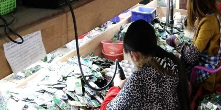 Les « e-déchets » augmentent cinq fois plus vite que leur recyclage