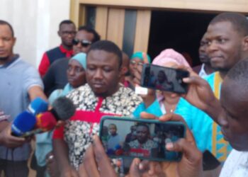 Médias : vers une unité d’action de la presse guinéenne face à leur restriction