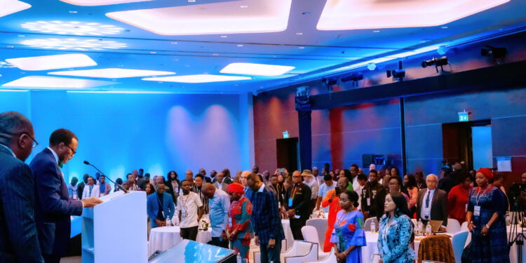 Le président du Groupe de la Banque africaine de développement appelle à la transformation des médias pour améliorer le discours mondial sur l’Afrique