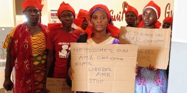 Boké-Mines: Les femmes de Guilléré très inquiètes se rendent chez le gouverneur