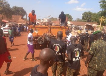 Boké-Assainissement: L’armée au cœur de la salubrité des artères de la commune urbaine