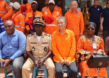 Formation en Chine pour 32 employés guinéens de la SMB : Une initiative pour renforcer les compétences et la cohésion d’entreprise