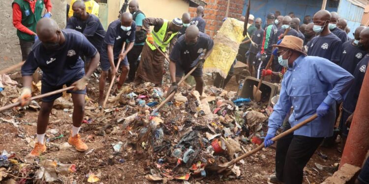 Boké-Assainissement : La délégation spéciale en ordre de bataille contre l’insalubrité dans les marchés
