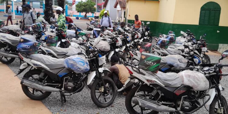 Boké-Agriculture: 28 motos pour les Chefs de postes d’élevage de la région 