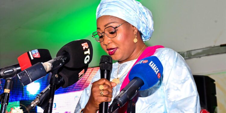 đđđ
đđđ : Lđđ§đđđŠđđ§đ đšđđđąđđąđđ„ đđ đ„đ đđ Edition du FIED