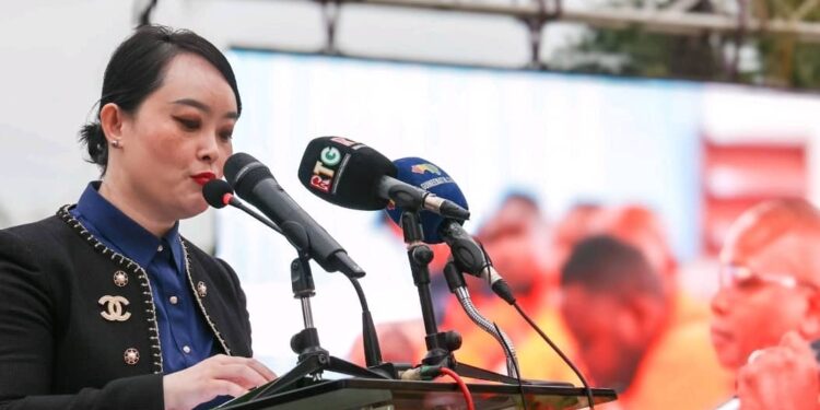 Cérémonie de Remise des Moissonneuses-Batteuses au Ministère de l’Agriculture et de l’Élevage par Winning Consortium Simandou