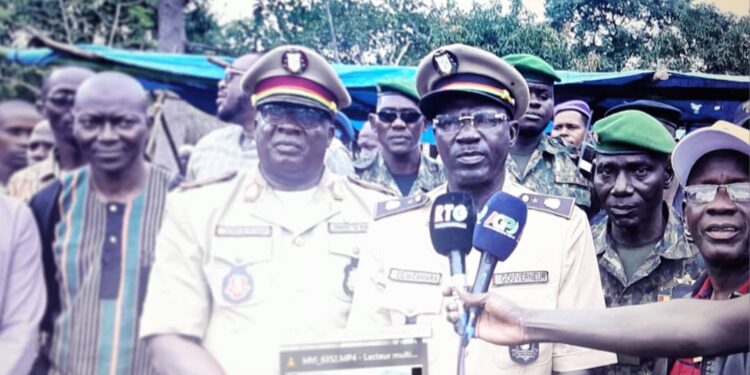 Boké-Inondation à Hidaya (Tanènè) : Des maisons affaissées et animaux domestiques emportés par les eaux, les autorités locales au chevet des sinistrés