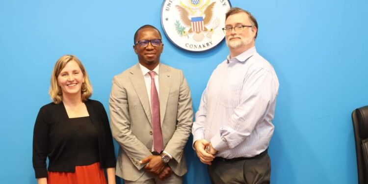 Accueil de Naby Moussa Bangoura, Diplômé Fulbright, à l’Ambassade des États-Unis