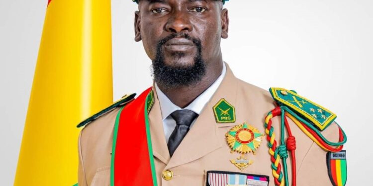 Guinée : Le Général Mamadi Doumbouya suspend toutes missions des ministres en dehors du territoire national