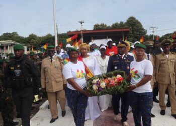 Boké-An 66 de l’indépendance nationale: Le DG de l’ANAIM offre un lot de T-shirts à la population
