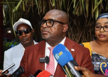 Remise de gains aux heureux parieurs de la LONAGUI : trois gagnants empochent chacun 242 millions de francs guinéens