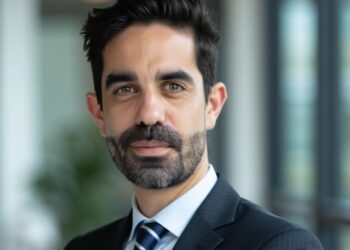 Directeur de stratégie d’APO Group, João Marques, nommé conseiller stratégique de Decarb.earth pour soutenir l’expansion des projets d’énergie renouvelable en Afrique