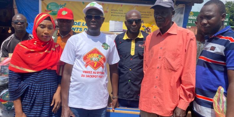 LONAGUI/Kankan : Les gagnants de la tombola de l’indépendance honorés