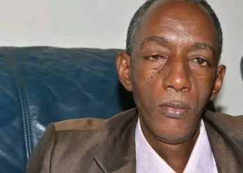 Les acrobates de la politique : le cirque permanent (Oumar Kateb Yacine)